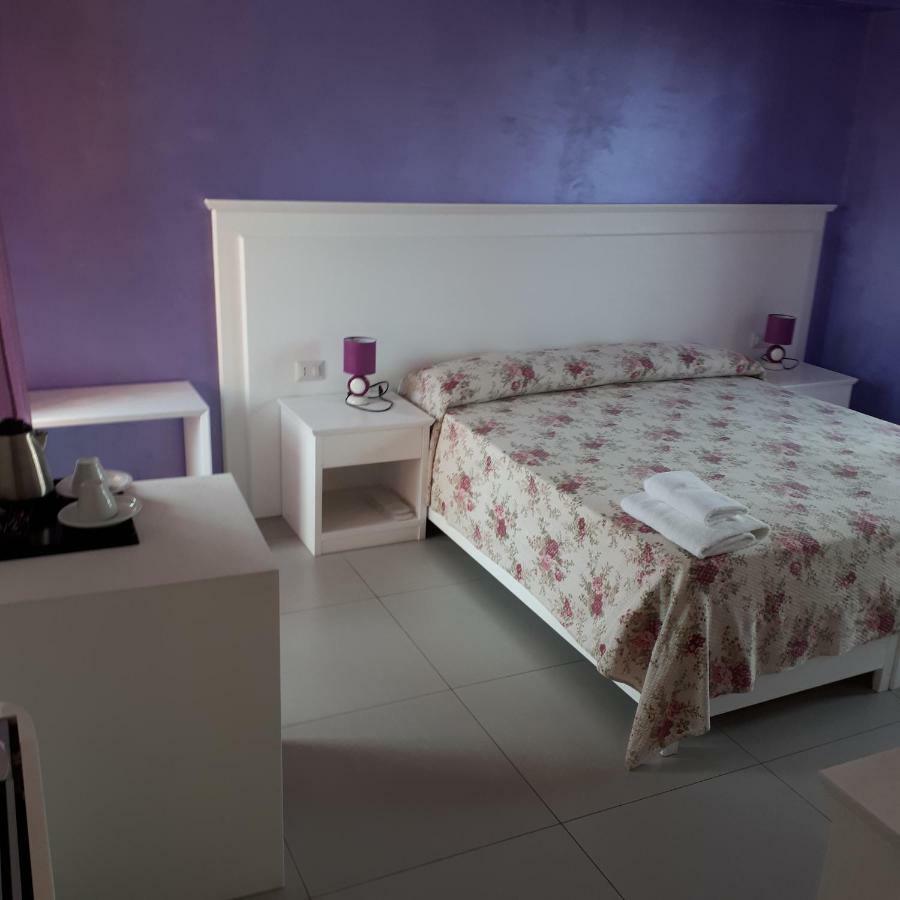 Residenza La Torre Acomodação com café da manhã Tropea Quarto foto